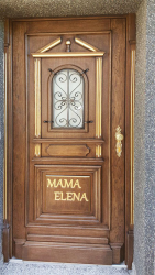 Traditional entry door